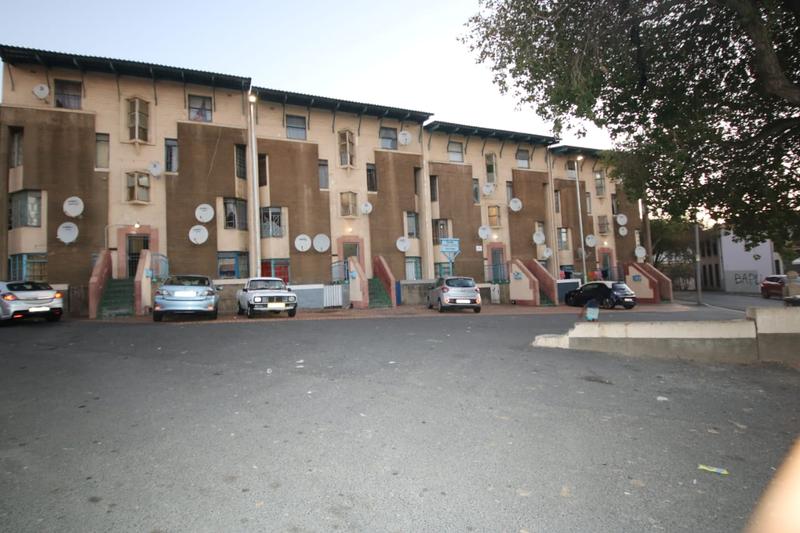 To Let 2 Bedroom Property for Rent in Zonnebloem Western Cape